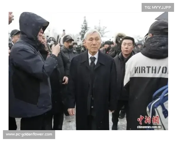 聂卫平告别仪式在八宝山举行,韩国围棋泰斗曹薰铉送老友最后一程